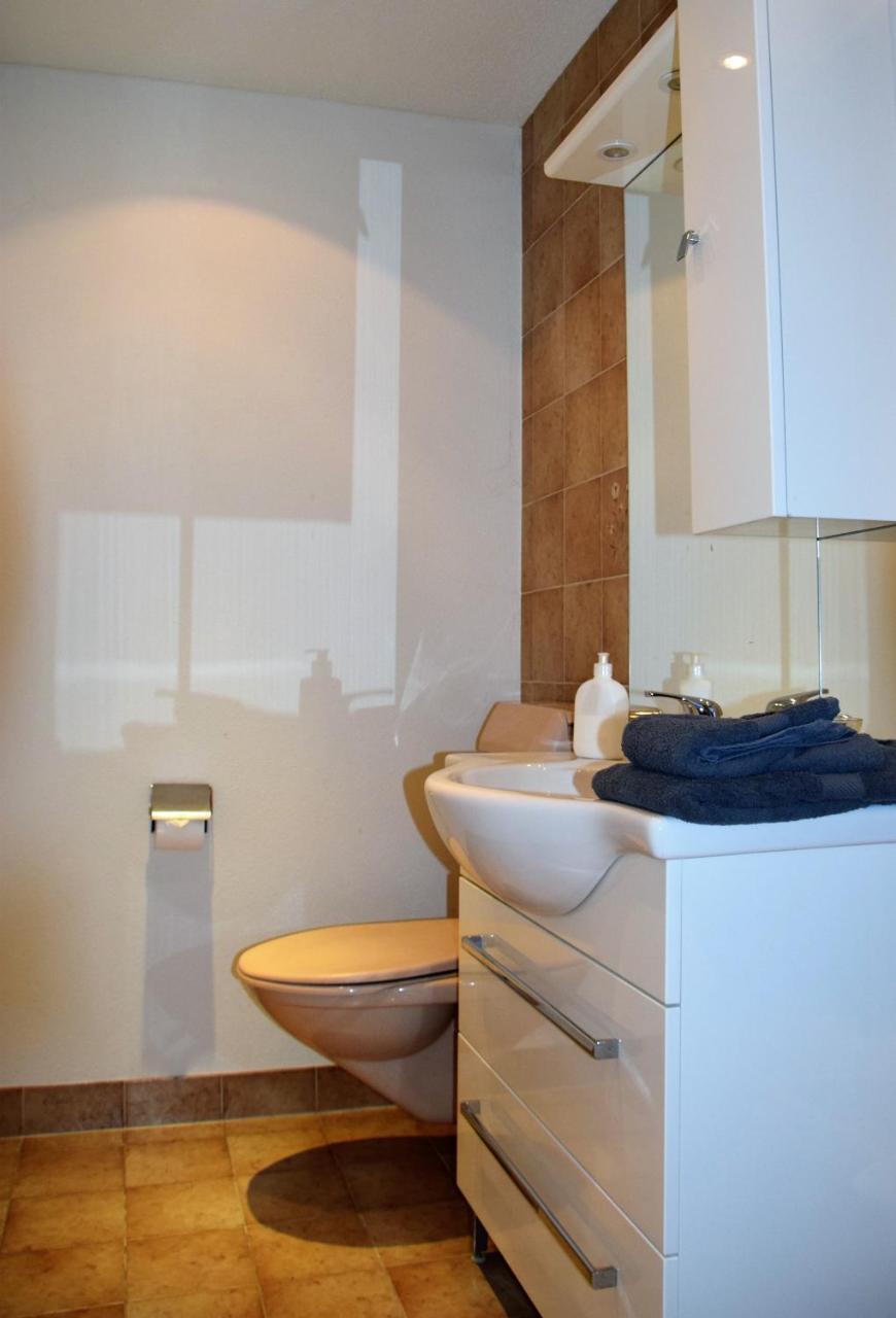 Hotel-T8 Unterentfelden ภายนอก รูปภาพ